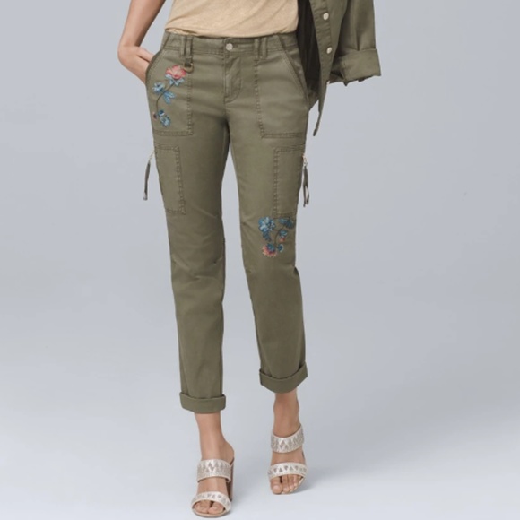 White House Black Market Pants - Embroidered slim crop jeans